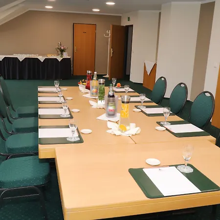 Panoramahotel & Restaurant Am Marienturm 4*